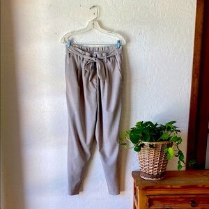 🎉 LOFT PAPER BAG WAIST PANTS‼️